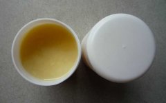 蜂蜜真假_蜂王浆吃多久皮肤变