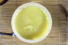 导致蜜蜂越冬死亡的原因_蜂蜜